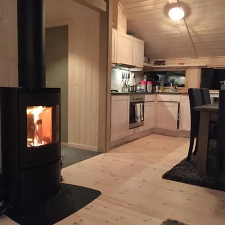 Modern Sports On With Sauna And Waxing Feriehus *